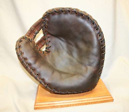 George Sisler Rawlings GS Double Tunnel Web Front